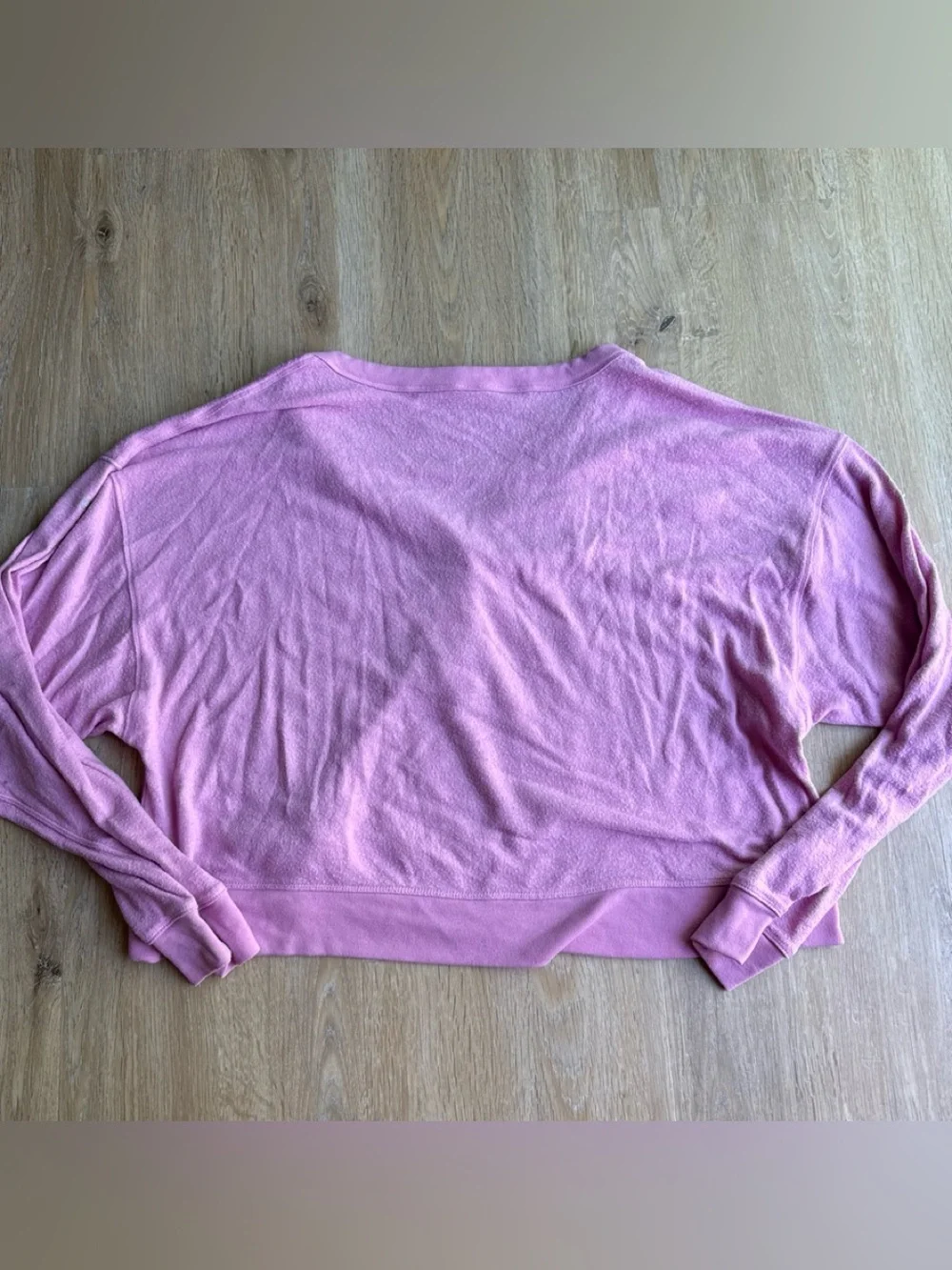 Alo Women’s Pink Button-Detail V-Neck Long Sleeve Top M